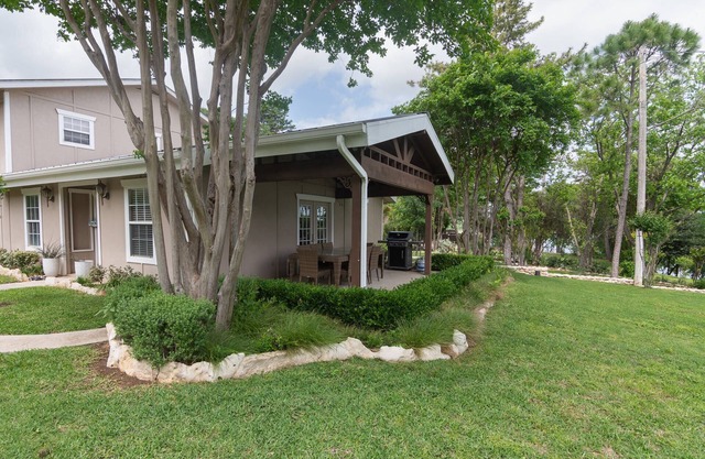 Secluded Lakehouse w/ Private Cove Access | Foosball & Basketball Court | Family Retreat