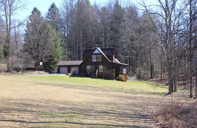 Abgeschiedenes Luxus-Bergchalet in der Nähe der Innenstadt von Fayetteville