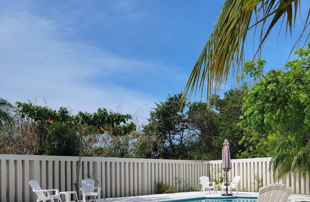 Secluded Mid-Island Hacienda