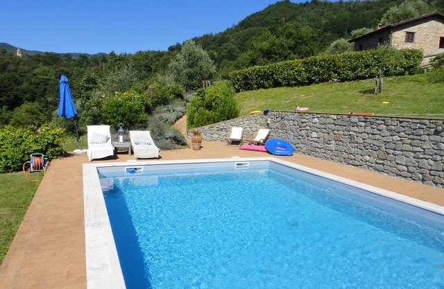Abgelegene Bergvilla mit eigenem Pool, herrlicher Aussicht