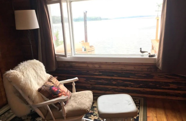 Secluded Remote Cabin on Beautiful Lac la Ronge **Boat Access ONLY**