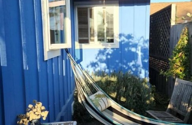 Secluded Santa Cruz Beach Hideaway