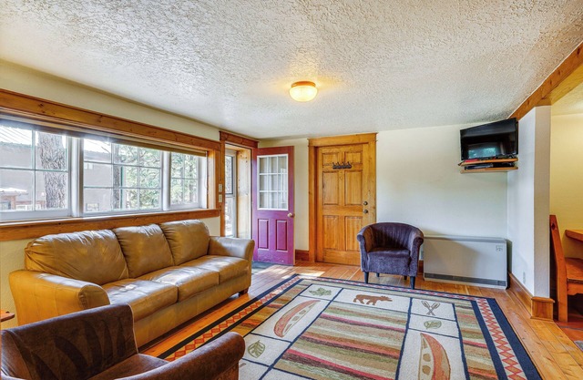 Secluded Stonewall Cabin w/ Mountain View!