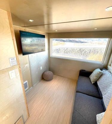 Secluded Tiny House Oasis in Grand Junction: Nature's Perfect Glamping Hideaway in Colorado