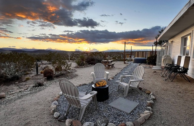 Secluded Tiny Home Near Joshua Tree National Park