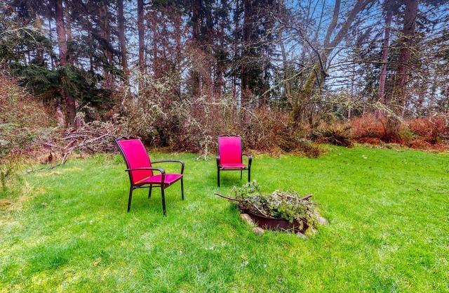 NEUE AUFLISTUNG! Abgeschiedenes Cottage mit Küchenzeile, kostenlosem WLAN und Feuerstelle!