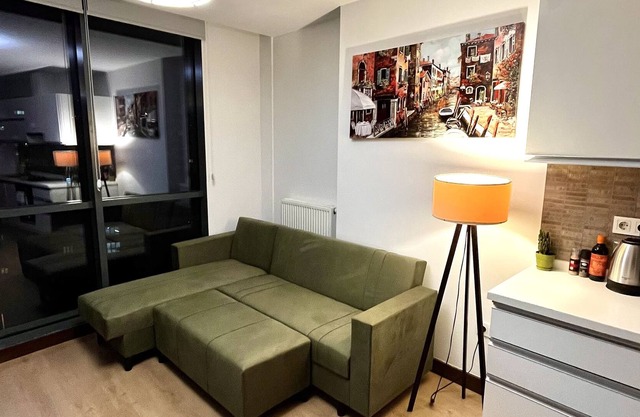 Secure residence with high speed internet 2+1
