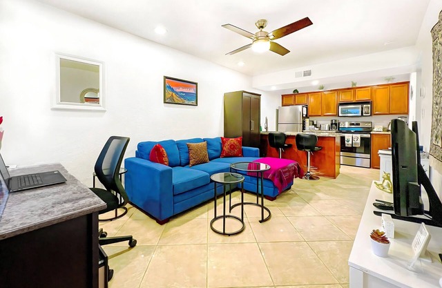 Sedona Cozy Condo with Pool, Walk to Restaurants, 4-Min to Hiking, Near Stores