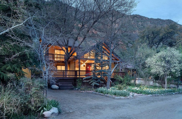 Sedona Oasis Near Slide Rock
