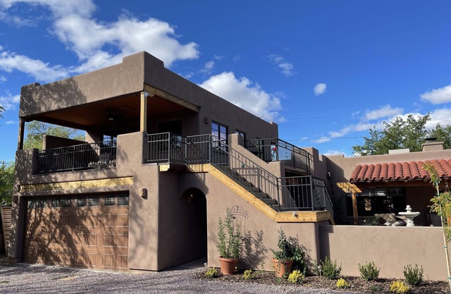 SEDONA: Studio/Loft in desirable West Sedona.