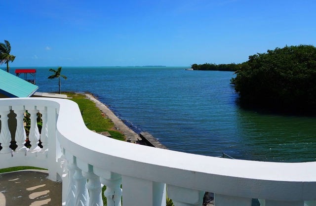 See Belize WATERSIDE Sea View 2-BR Apartment, 2nd Floor w/ Infinity Pool & Decks