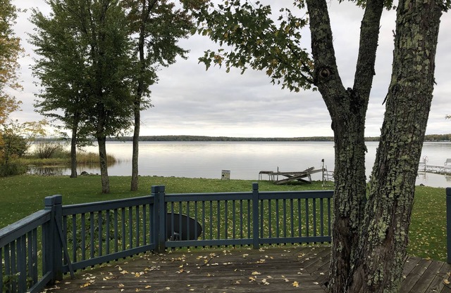 See the best of Michigan's Upper Peninsula in this Family Ready Lake-side Cabin