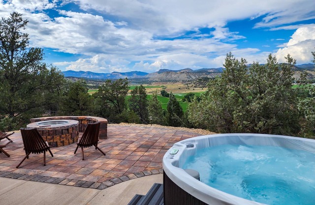 Sego Lily Casita | Private Hot tub | Zion NP