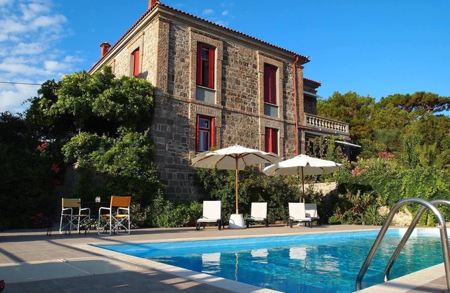 Ferienwohnung Villa mit privatem Pool und Meerblick