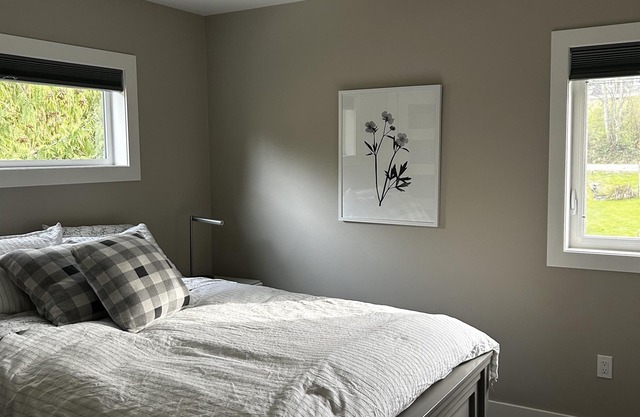 Self contained suite, all you will need for your stay in Oceanside Chemainus.