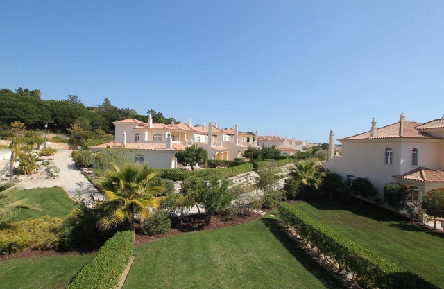 Semi-detached house, 500m from the lake in Quinta do Lago, perfect for your vacation