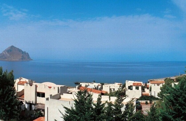 Köstliches Reihenhaus mit zauberhafter Aussicht, nur einen Steinwurf vom Meer entfernt