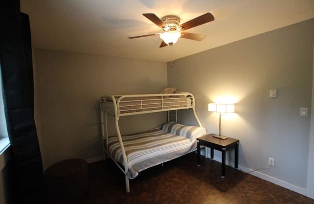 Semi Lakefront 2 Bedroom Private Suite