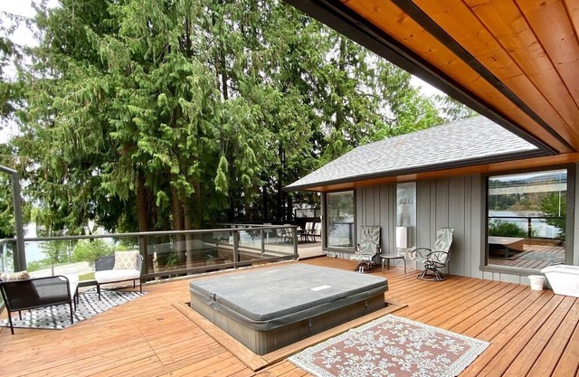 Tall Tree Standing - Lake House