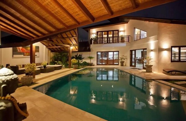 Seminyak Moderne Poolvilla mit 3 Schlafzimmern