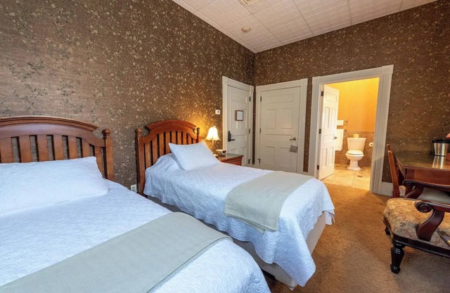 Seneca Room - Big Tree Inn