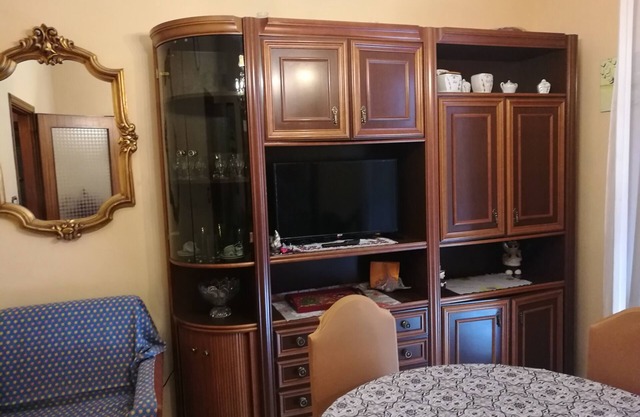Senigallia (AN), eine Wohnung für 5 Personen 2 300 m Schlafzimmer vom Meer