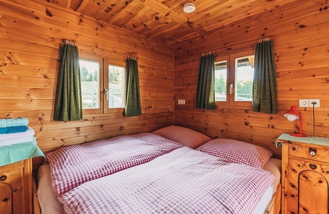 Sennerhütte Doppelzimmer - Hiaslhütte & Almgasthof Hiasl Zirbenhütte