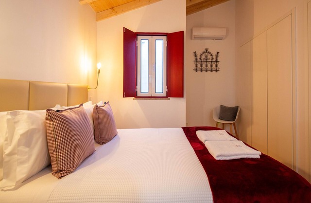 Sephardic - Guest House