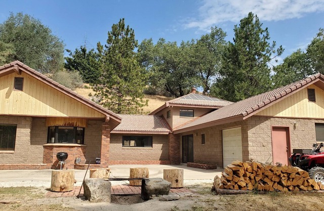 Sierra Nevada Ranch House