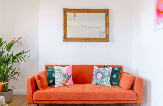 Serene 2BD Flat, Heart of East London!