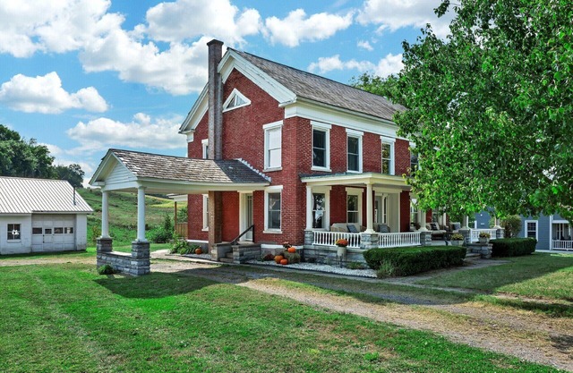 Serene 3-bedroom house with WiFi in charming Granville.