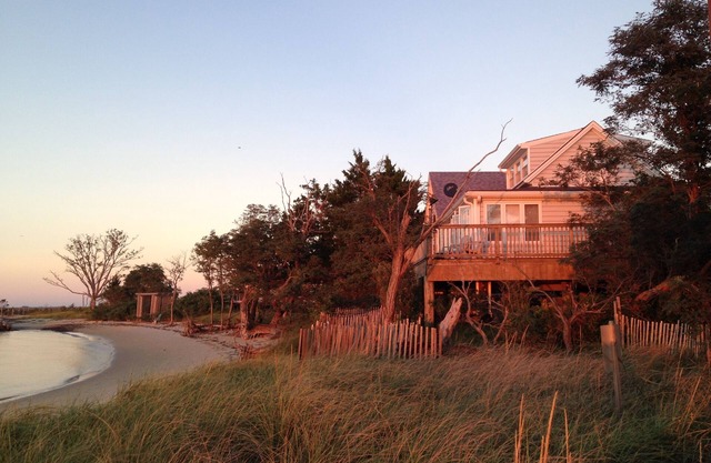 Serene Bayfront Cottage am Privatstrand - Waterfront Beach House