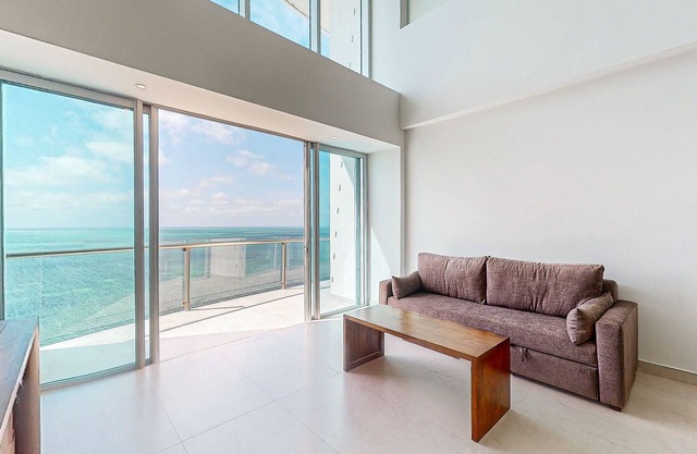 Serene Beachfront Luxury in Cancun - Panoramic views, luxurious amenities
