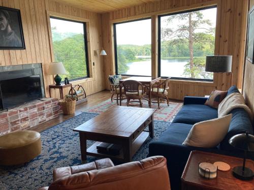 Serene Cabin on Lake Tuscaloosa