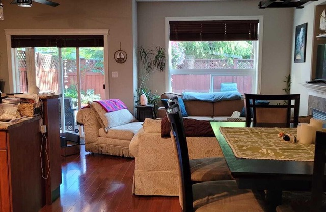 Serene & Comfy Home in Langford