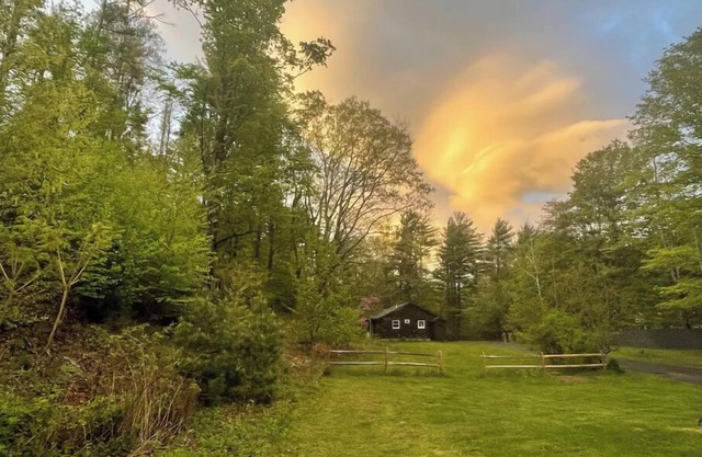 Serene, Eco West Saugerties Retreat
