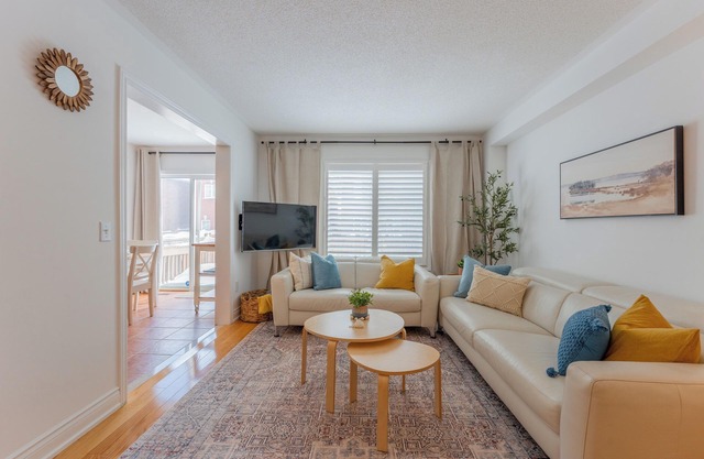 Serene Family Space | 3BR | Prime Mississauga