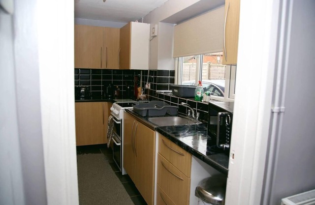 Serene Haven 4-Bed House in Norwich