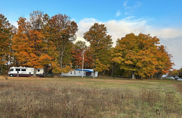 Serene campground with WiFi in McMillan park your rv here.