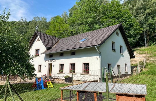 Freistehendes Ferienhaus mit Terrasse