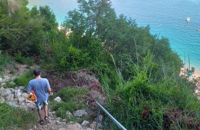 Serene Park-like Apartments Near The Beach
