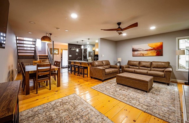 2-bedroom, 2.5 baths Serene Pocono Mountains townhome