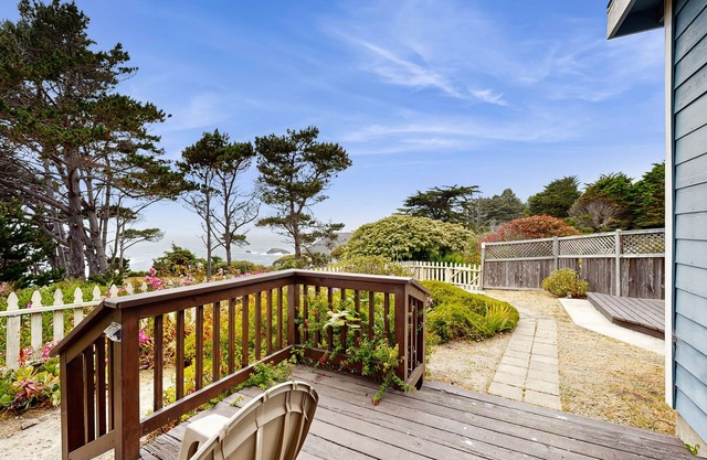 Serene & Relaxing Coastal Home w/ Free WiFi, Deck, Enclosed Yard, & Ocean Views