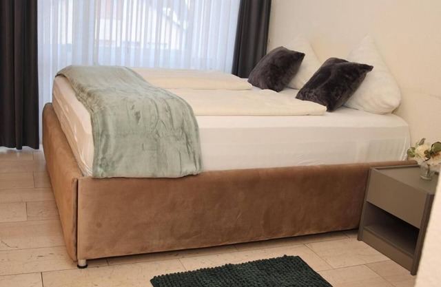 Entspannte Ferienwohnung in Bad Salzuflen mit 2 Schlafzimmern und 1500 m² Garten