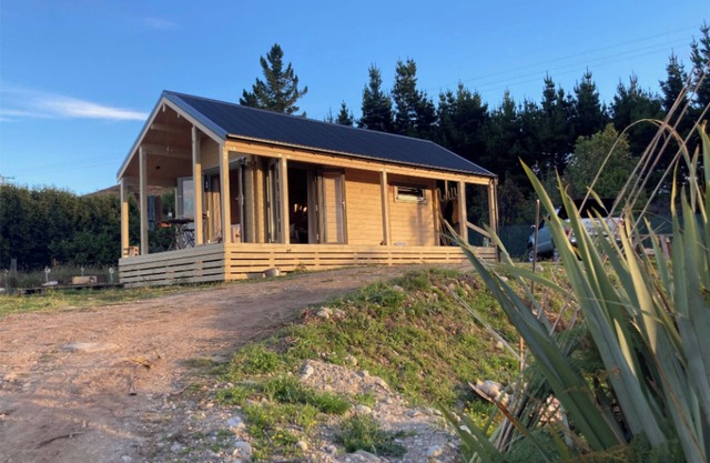 Serene Retreat - Te Anau Holiday Home
