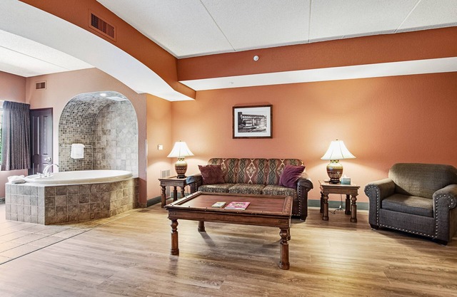 Serene river-view condo with in-room jetted tub & two fireplaces