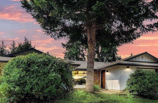 Serene Stay in Kirkland - Modern Comfort & Prime Location-Perfect to Relax#41850