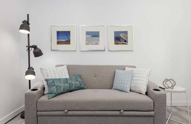 Serenity 1BR & 1 DEN Home at Folsom Ave