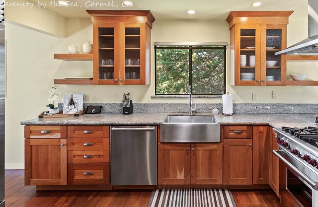 Serenity: Beautiful 3 bed w / Hot Tub & Powerwall