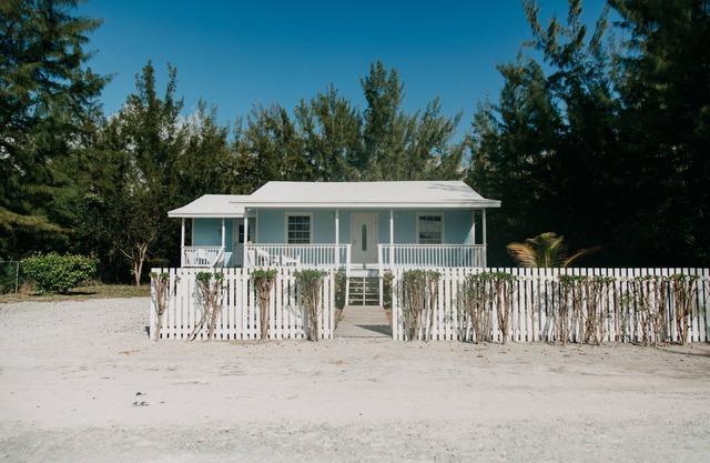Serenity Cottage at Casuarina Point